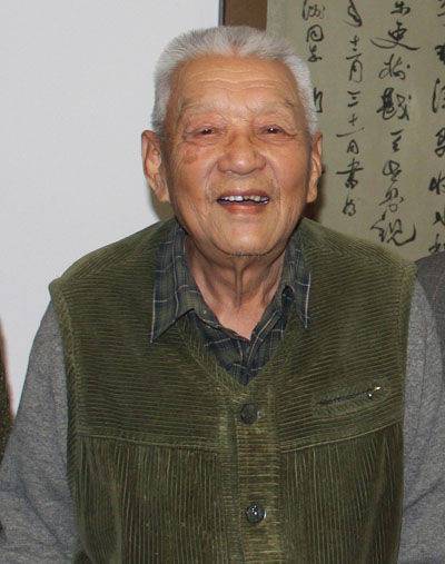 八一厂著名导演严寄洲逝世 享年101岁